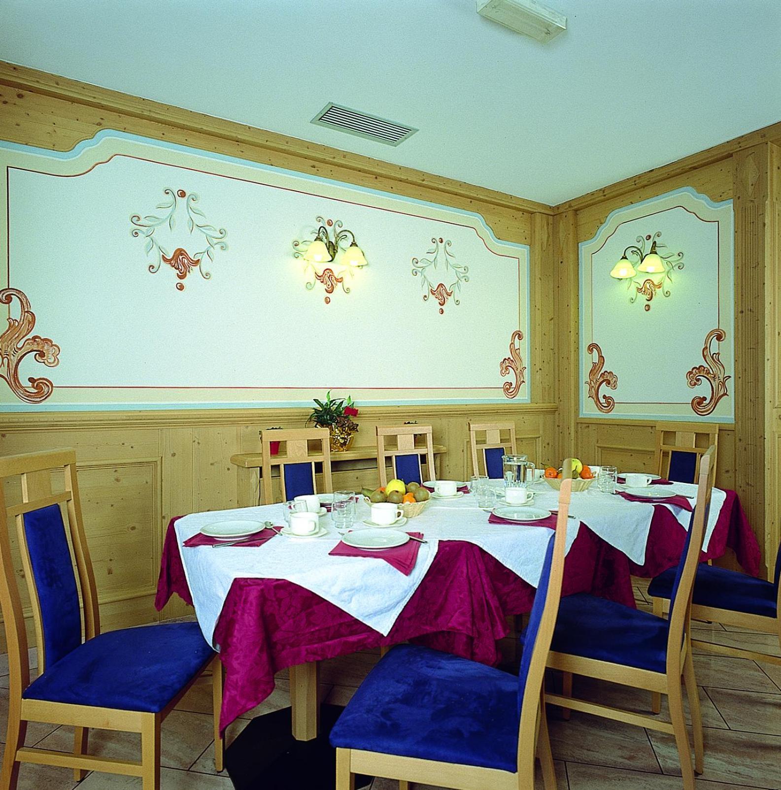 Hotel Al Plan Андало Экстерьер фото