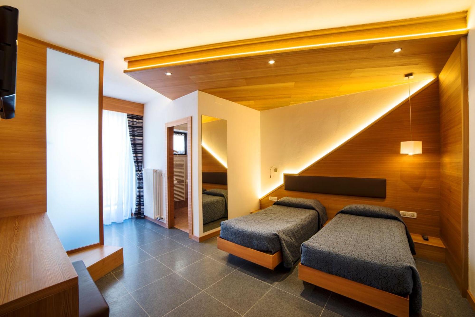 Hotel Al Plan Андало Экстерьер фото